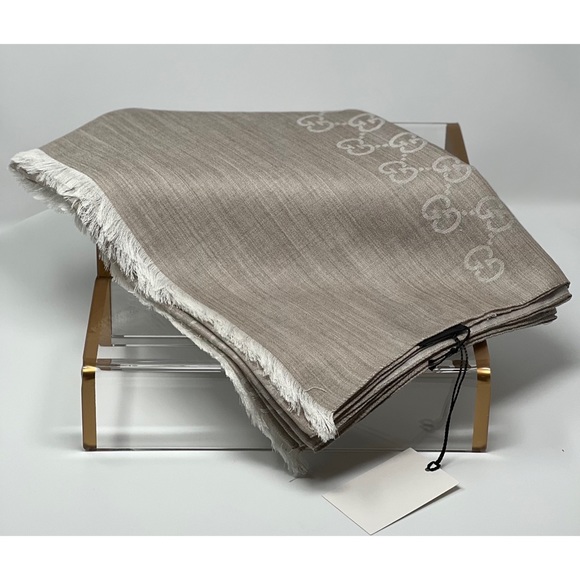 Gucci GG jacquard silk wool shawl dark grey scarf - Picture 7 of 8